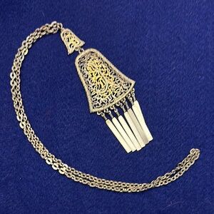 Elegant Silver Tassel Necklace